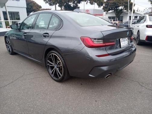 2022 BMW 330e Base
