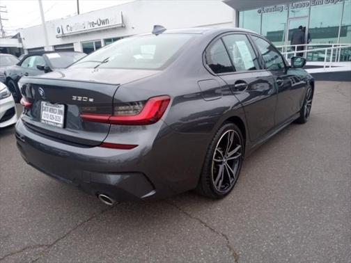 2022 BMW 330e Base