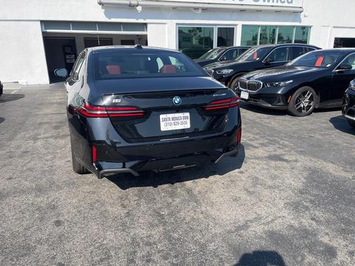 2026 BMW i5 eDrive40
