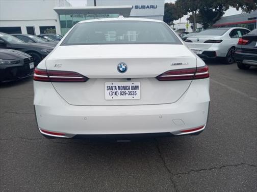 2024 BMW i5 eDrive40