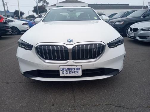 2024 BMW i5 eDrive40