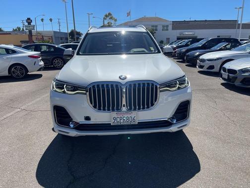 2022 BMW X7 xDrive40i