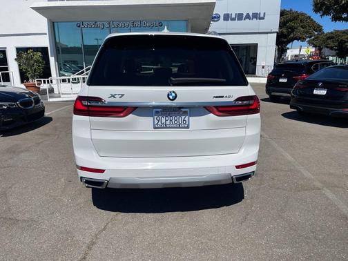 2022 BMW X7 xDrive40i