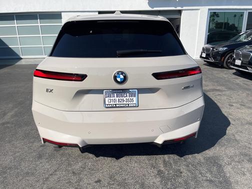 2026 BMW iX xDrive45