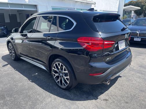 2022 BMW X1 sDrive28i