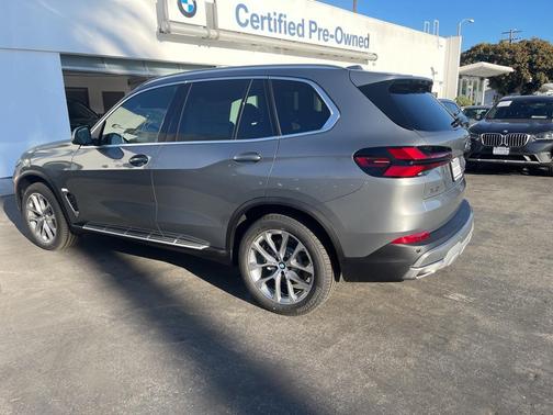 2026 BMW X5 sDrive40i