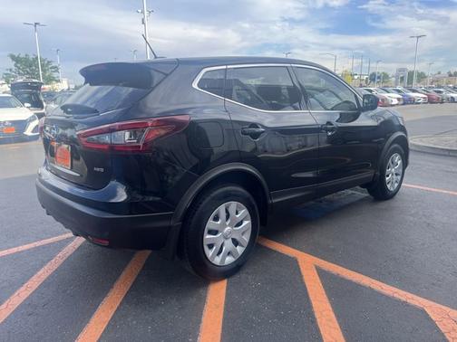 2020 Nissan Rogue Sport S
