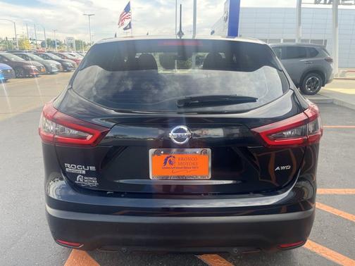 2020 Nissan Rogue Sport S