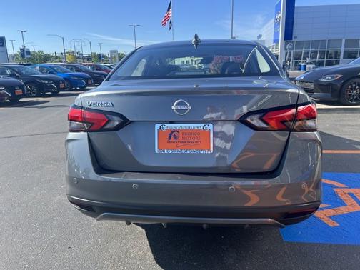 2025 Nissan Versa SV