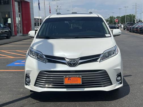 2020 Toyota Sienna Limited