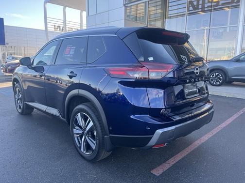2024 Nissan Rogue SL