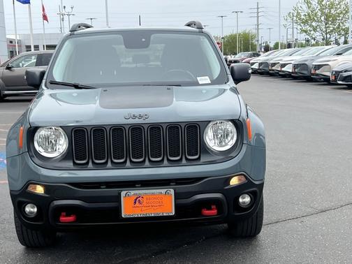 2016 Jeep Renegade Trailhawk