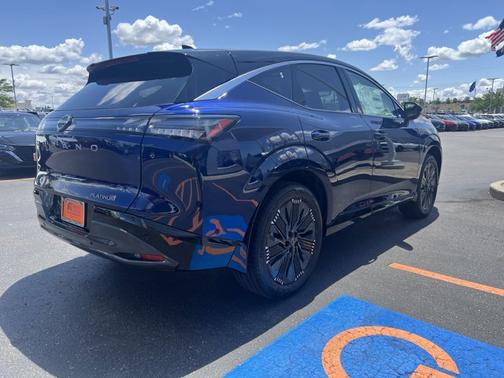 2025 Nissan Murano Platinum