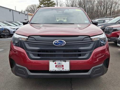 2025 Subaru Forester Base
