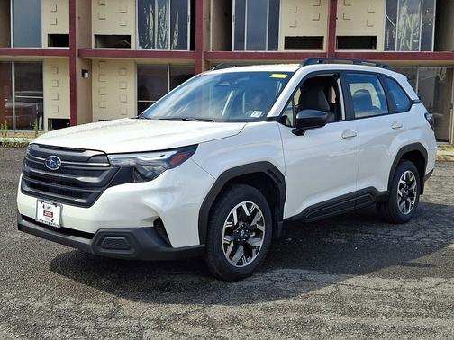 2025 Subaru Forester Base