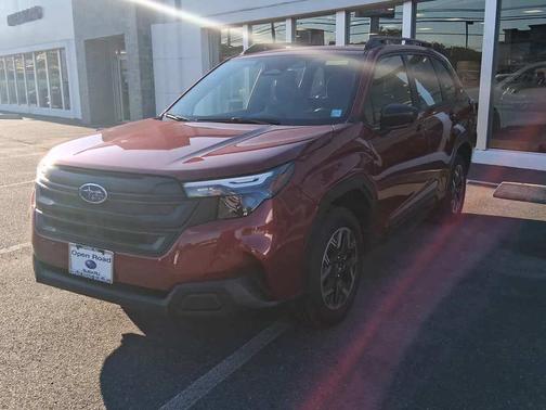 2025 Subaru Forester Base