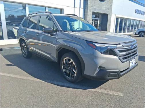 2025 Subaru Forester Premium Hybrid