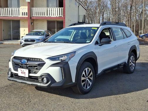 2025 Subaru Outback Base