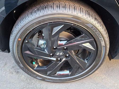 Abyss Black 2026 Hyundai ELANTRA Sport