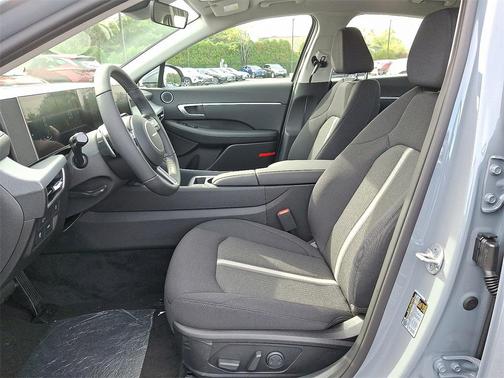 2026 Hyundai SONATA SEL