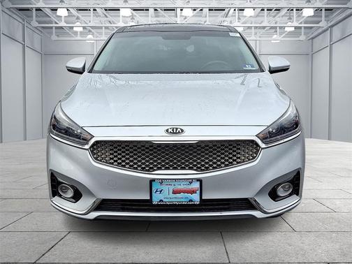 2017 Kia Cadenza Premium