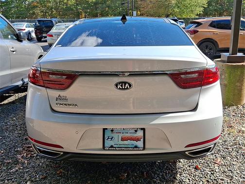 2017 Kia Cadenza Premium