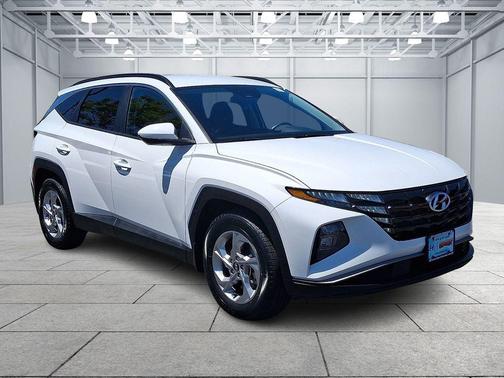 White Pearl 2024 Hyundai TUCSON SEL