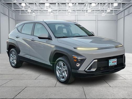 2025 Hyundai KONA SE