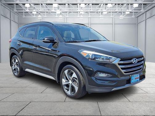 Black Noir Pearl 2018 Hyundai TUCSON Limited