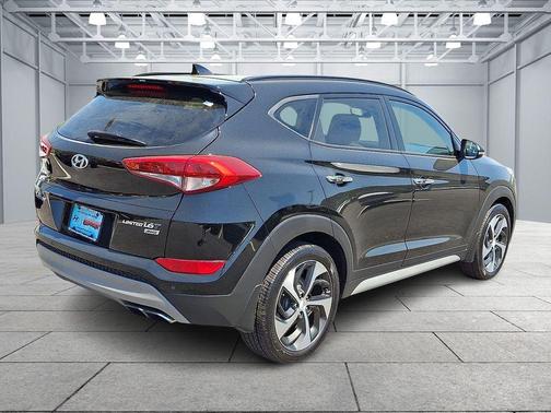 Black Noir Pearl 2018 Hyundai TUCSON Limited
