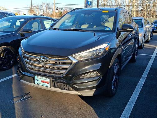 Black Noir Pearl 2018 Hyundai TUCSON Limited