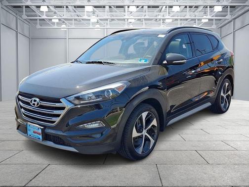 Black Noir Pearl 2018 Hyundai TUCSON Limited