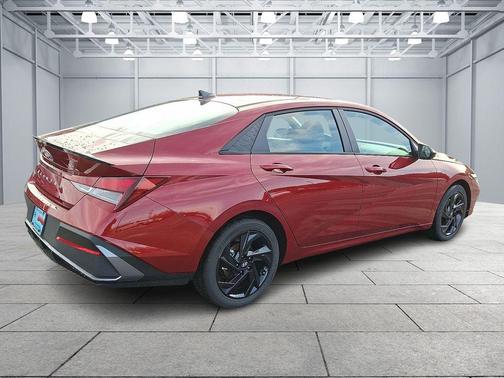 2026 Hyundai ELANTRA Sport