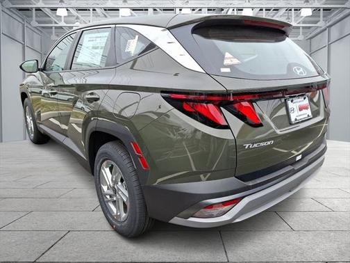 2025 Hyundai TUCSON SE