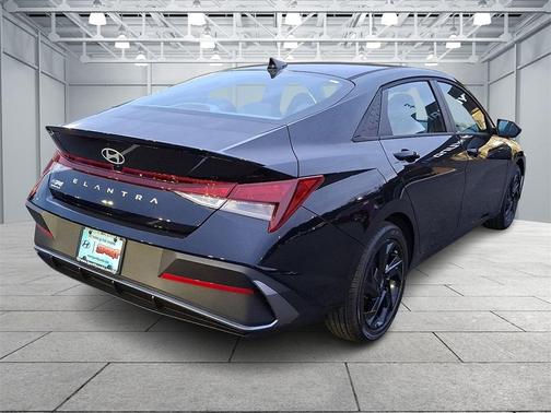 2026 Hyundai ELANTRA Sport