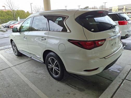 2017 INFINITI QX60 Base