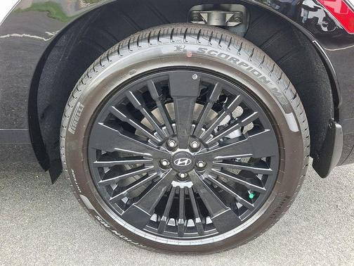 2026 Hyundai SANTA FE HEV Calligraphy