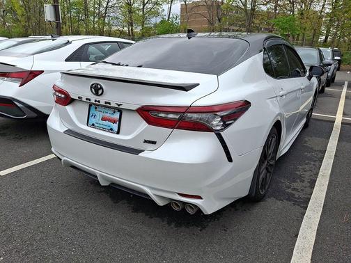 Wind Chill Pearl 2021 Toyota Camry XSE
