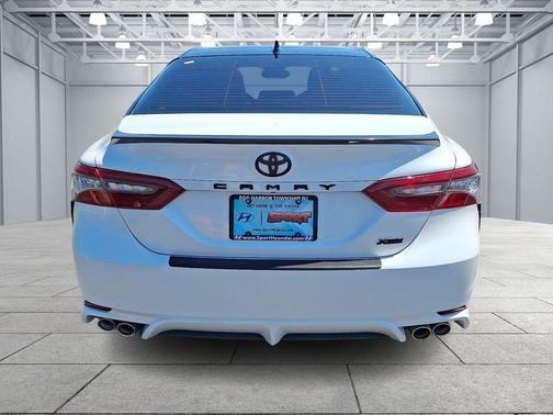 Wind Chill Pearl 2021 Toyota Camry XSE