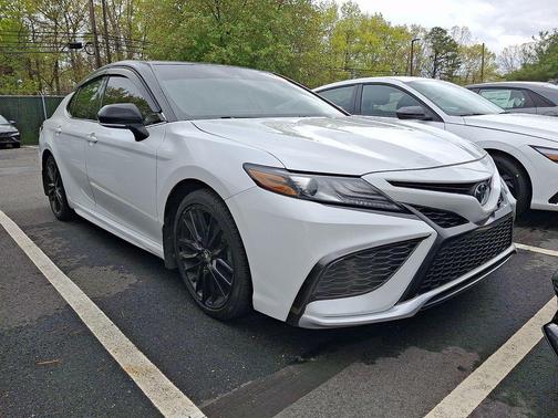 Wind Chill Pearl 2021 Toyota Camry XSE
