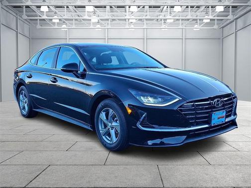 2022 Hyundai SONATA SE