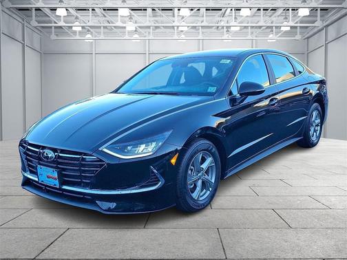 2022 Hyundai SONATA SE