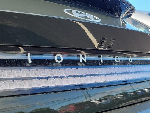 2023 Hyundai IONIQ 6 SEL