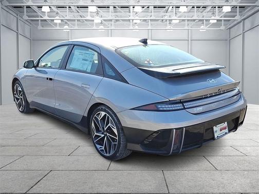 2023 Hyundai IONIQ 6 SEL