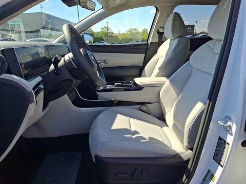 Creamy White Pearl 2026 Hyundai TUCSON Hybrid SEL