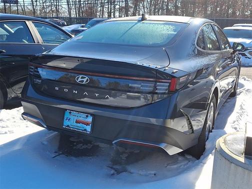 2026 Hyundai SONATA SE