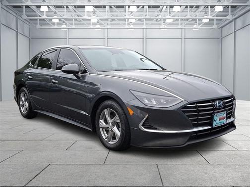 2022 Hyundai SONATA SE