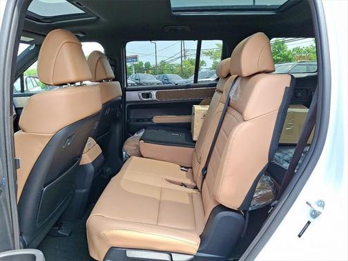 2025 Hyundai SANTA FE Limited