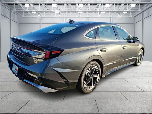 2026 Hyundai SONATA SEL