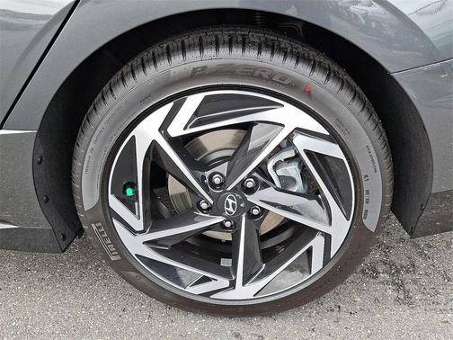 2026 Hyundai SONATA SEL